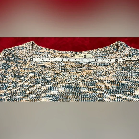 LIKE NEW LARGE Daytrip Off The Shoulder Sweater Super Cute warm PERFECT SEE PICS - Picture 5 of 17